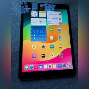 iPad 8th Gen 32gb